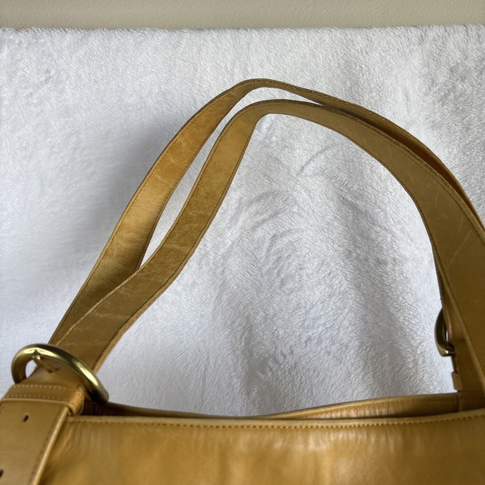 Vintage COACH Soho Duffle Tote Bag Mustard Yellow Leather Large 4082 90s USA - Picture 4 of 16